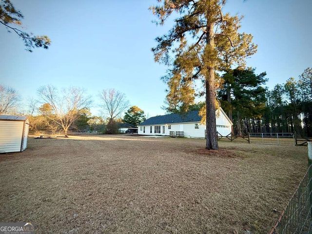 14 Quail Circle, Hazlehurst, GA 31539