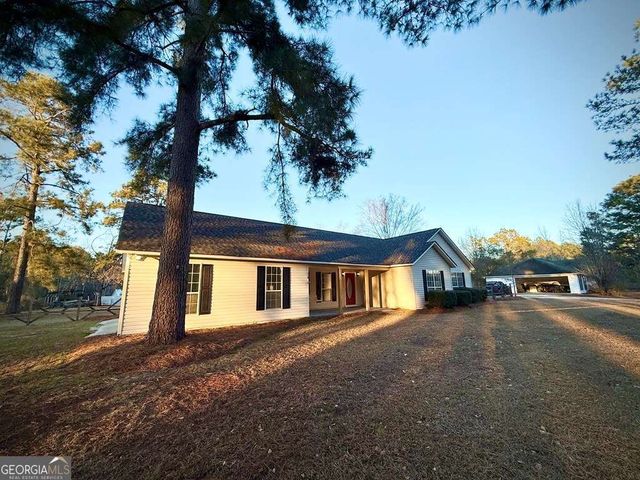 14 Quail Circle, Hazlehurst, GA 31539
