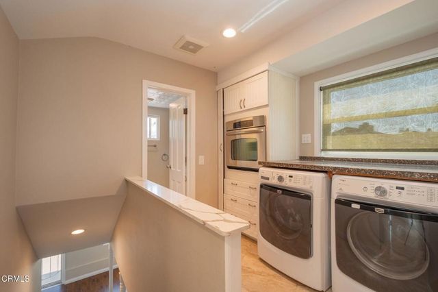 942 Loma Vista Place, Santa Paula, CA 93060