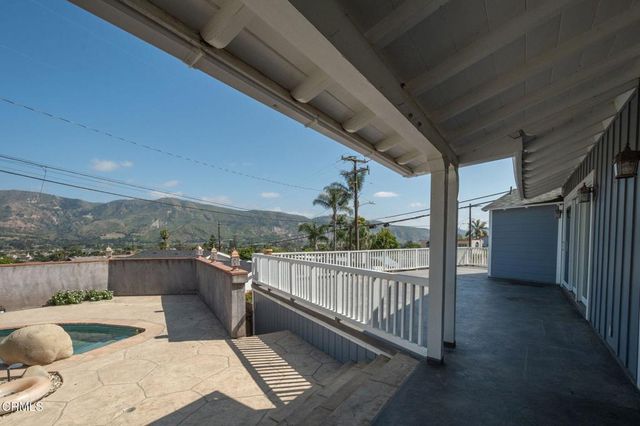 942 Loma Vista Place, Santa Paula, CA 93060