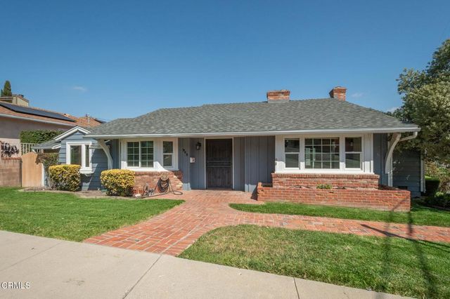 942 Loma Vista Place, Santa Paula, CA 93060