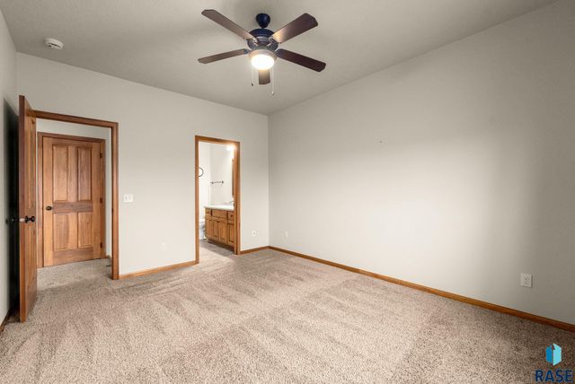 210 S Heritage Rd Road, Brandon, SD 57005