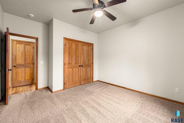 210 S Heritage Rd Road, Brandon, SD 57005