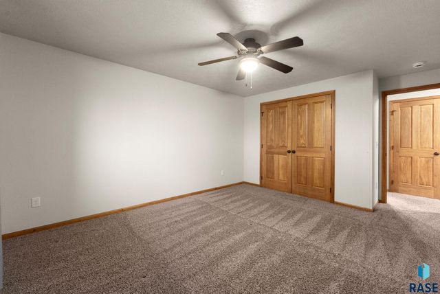 210 S Heritage Rd Road, Brandon, SD 57005