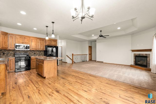 210 S Heritage Rd Road, Brandon, SD 57005