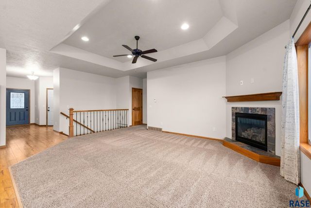 210 S Heritage Rd Road, Brandon, SD 57005