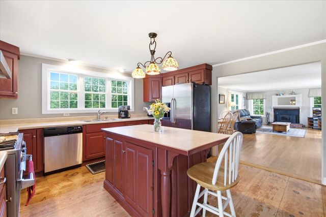 45 Sunset Hill Road, Bradford, NH 03221