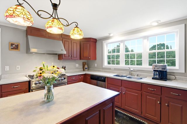 45 Sunset Hill Road, Bradford, NH 03221