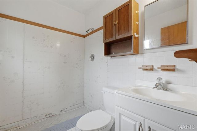 12190 McKelvey Road, Maryland Heights, MO 63043