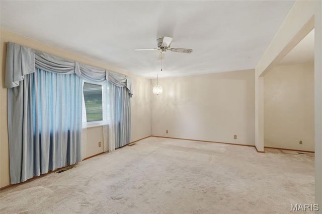 12190 McKelvey Road, Maryland Heights, MO 63043