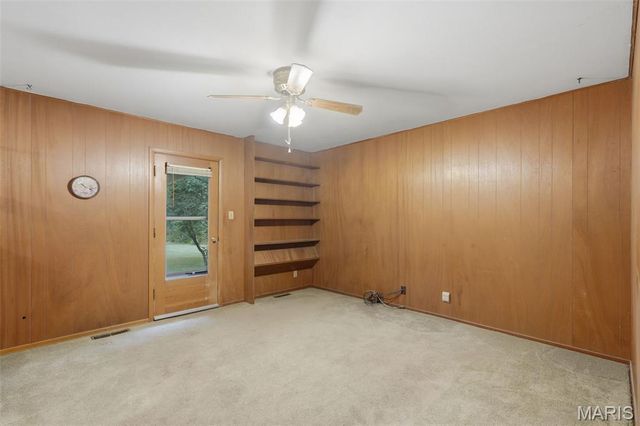 12190 McKelvey Road, Maryland Heights, MO 63043
