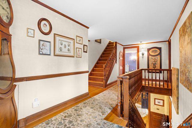 1844 Albany Avenue, West Hartford, CT 06117