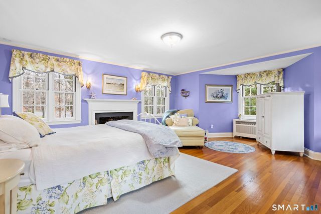 1844 Albany Avenue, West Hartford, CT 06117