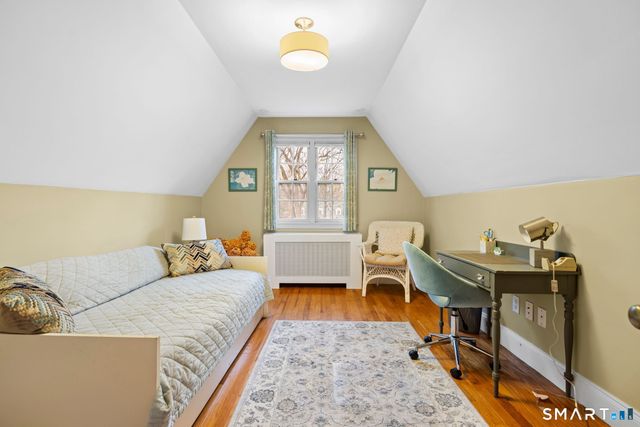 1844 Albany Avenue, West Hartford, CT 06117