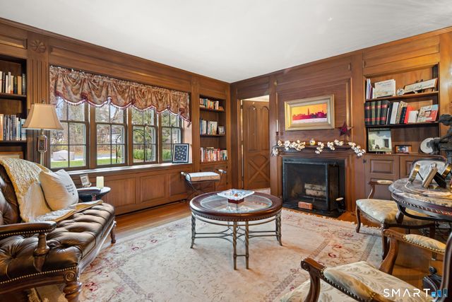 1844 Albany Avenue, West Hartford, CT 06117