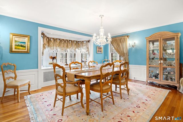 1844 Albany Avenue, West Hartford, CT 06117