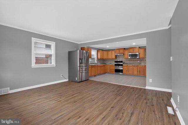 128 HENRY RD, Enola, PA 17025