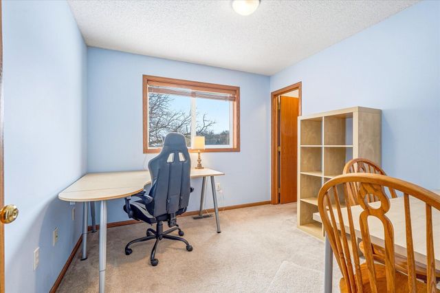 9072 Farmstead Avenue, Monticello, MN 55362