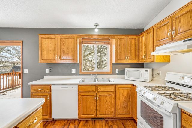 9072 Farmstead Avenue, Monticello, MN 55362