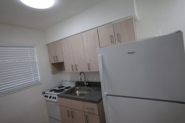 1235 W 66th Street 13, Hialeah, FL 33012