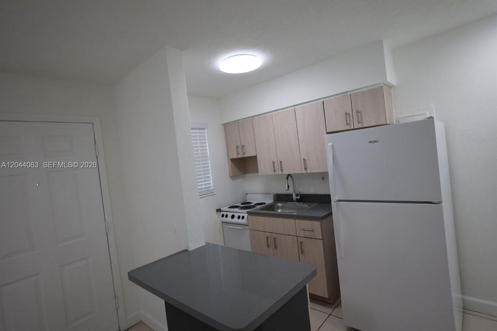 1235 W 66th Street 13, Hialeah, FL 33012