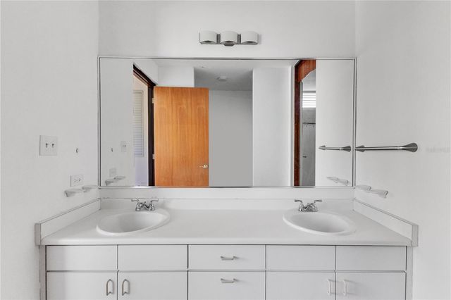 711 N COAST VLG 122, Vega Alta, PR 00692