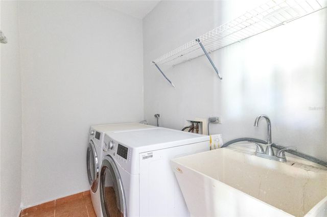 711 N COAST VLG 122, Vega Alta, PR 00692