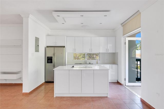 711 N COAST VLG 122, Vega Alta, PR 00692