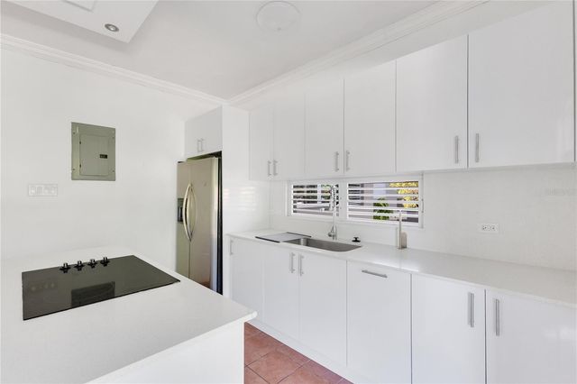 711 N COAST VLG 122, Vega Alta, PR 00692