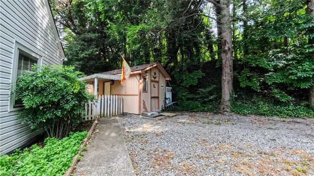 2100 Springs Road, Mount Airy, NC 27030