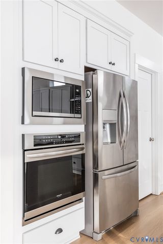 6425 Doyles Trl, Moseley, VA 23120