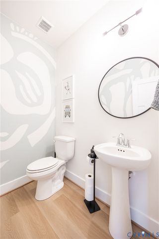 6425 Doyles Trl, Moseley, VA 23120