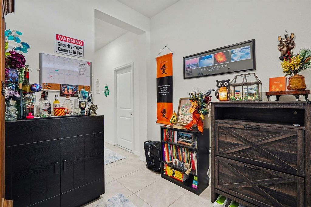 Image 13 of property listing at 17518 CRESCENT MOON LOOP, Bradenton, FL 34211