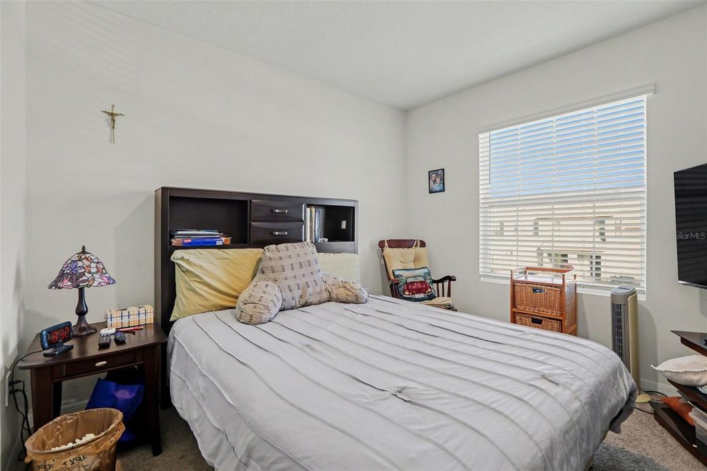 Image 18 of property listing at 17518 CRESCENT MOON LOOP, Bradenton, FL 34211