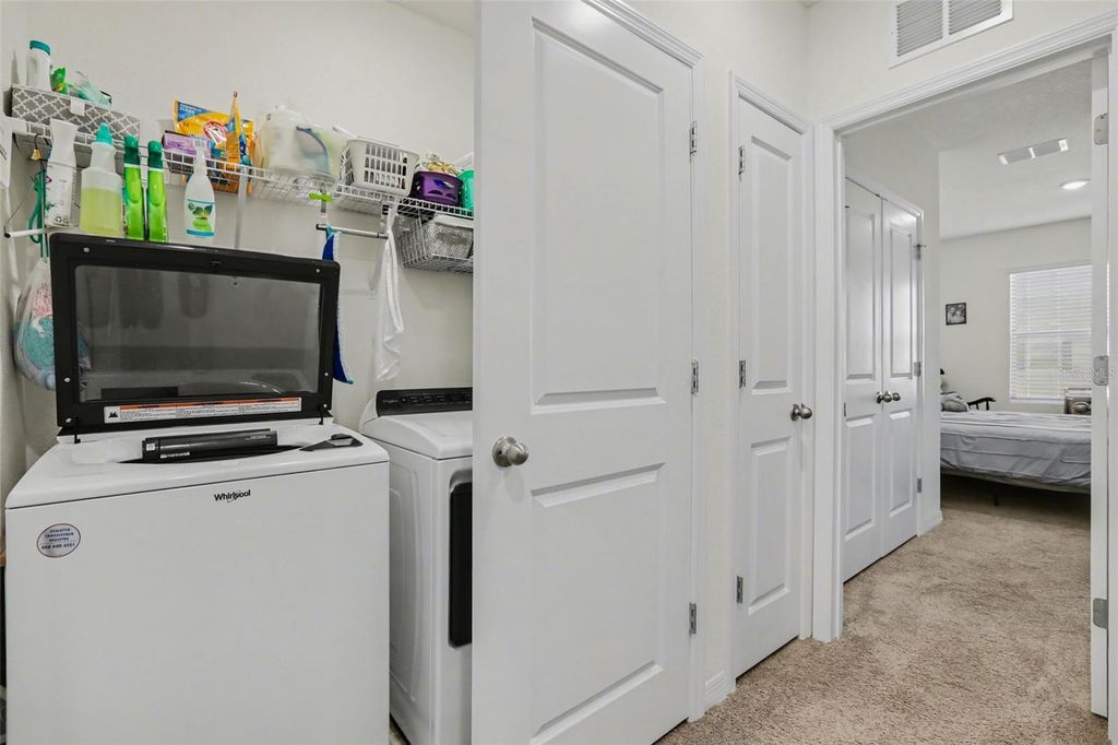 Image 23 of property listing at 17518 CRESCENT MOON LOOP, Bradenton, FL 34211