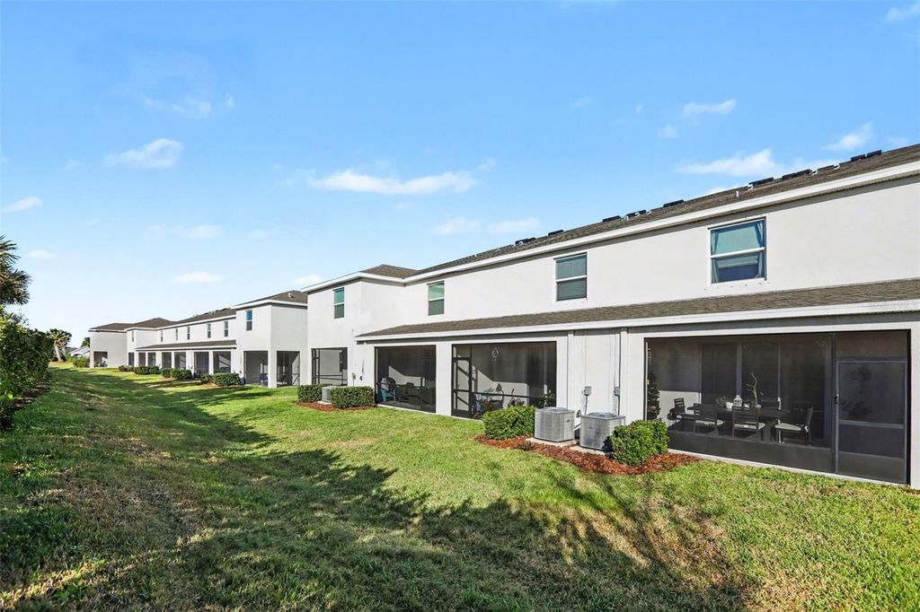 Image 26 of property listing at 17518 CRESCENT MOON LOOP, Bradenton, FL 34211