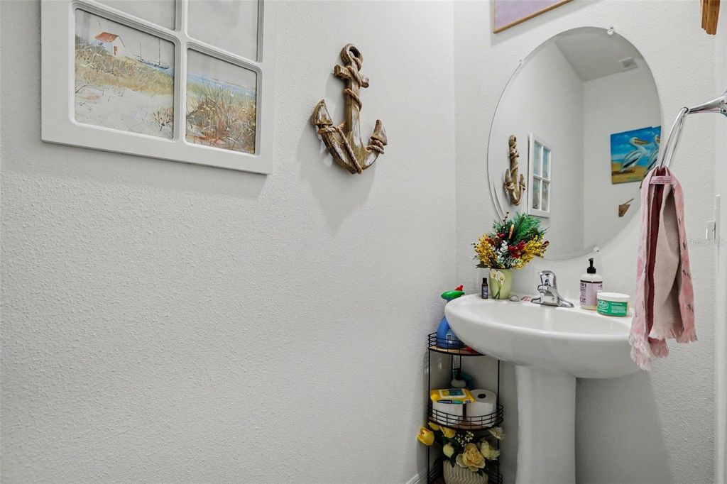 Image 10 of property listing at 17518 CRESCENT MOON LOOP, Bradenton, FL 34211