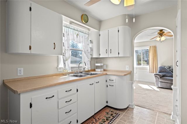 104 W Carolina Avenue, Sebring, OH 44672