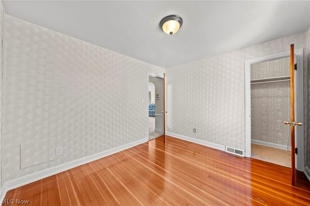 104 W Carolina Avenue, Sebring, OH 44672