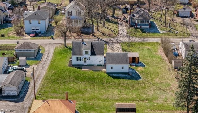 104 W Carolina Avenue, Sebring, OH 44672