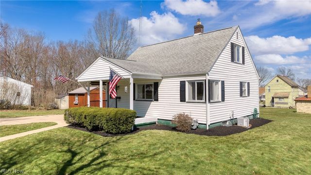 104 W Carolina Avenue, Sebring, OH 44672