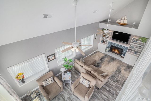 3174 Nisbet Road, Hamburg Township, MI 48169