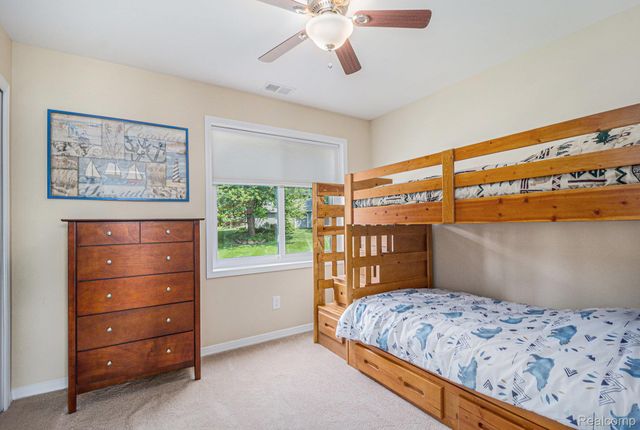 3174 Nisbet Road, Hamburg Township, MI 48169