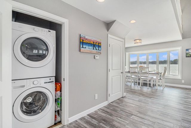 3174 Nisbet Road, Hamburg Township, MI 48169