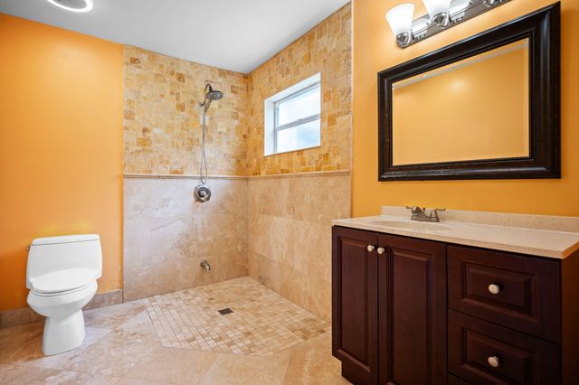 5700 SW 196th Lane, Southwest Ranches, FL 33332