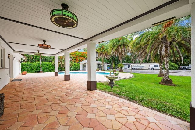 5700 SW 196th Lane, Southwest Ranches, FL 33332