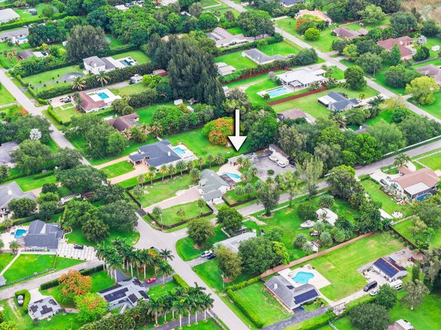 5700 SW 196th Lane, Southwest Ranches, FL 33332