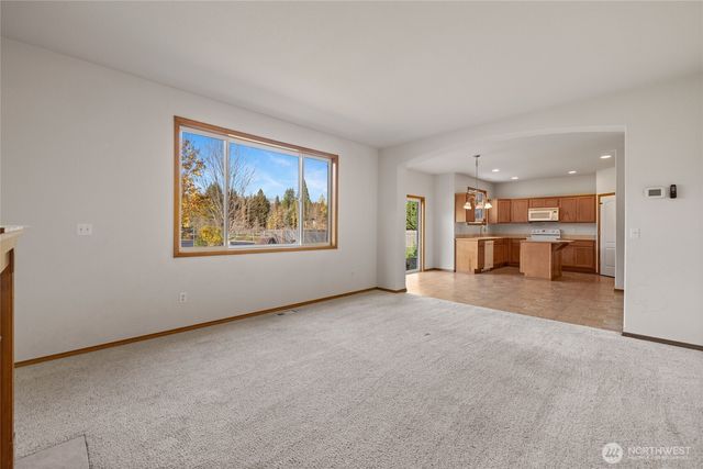 236 Easton Avenue W, Eatonville, WA 98328