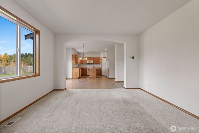 236 Easton Avenue W, Eatonville, WA 98328