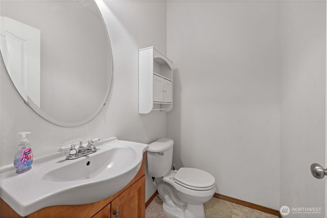 236 Easton Avenue W, Eatonville, WA 98328